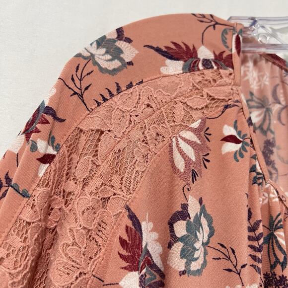 Catherines Tunic Top Size 4X Floral Blouse Flutter 3/4 Sleeves Lace Trim Peasant - Picture 3 of 12